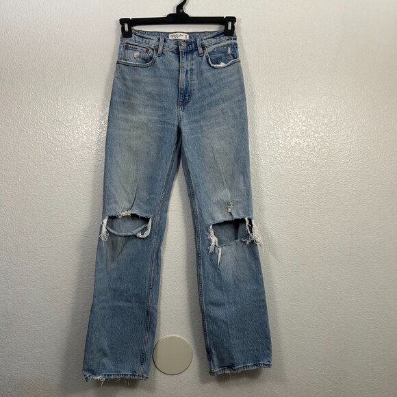 Abercrombie & Fitch High Rise The 90's Relaxed Jeans Distressed Busted Knee - Picture 1 of 8